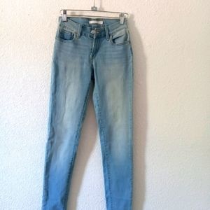 Levi's 710 Super Skinny 25